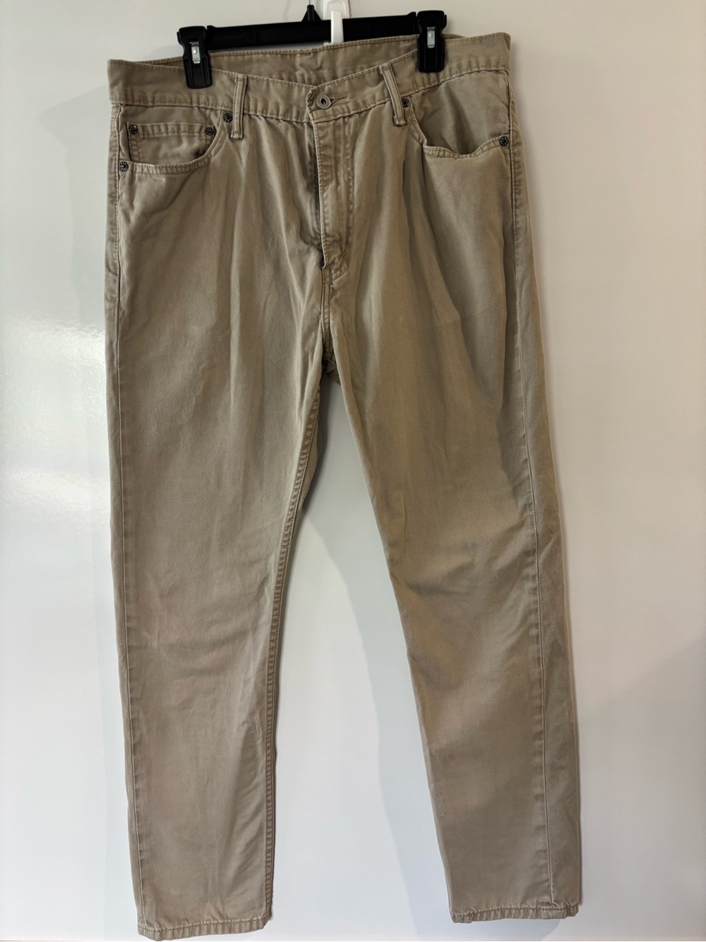 Levi's Men's Slim Straight Jeans in Khaki